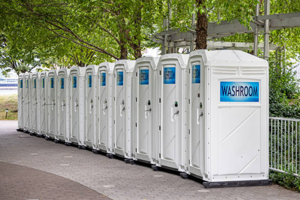 Best Portable restroom trailer rental  in Lookout Mountain, AL